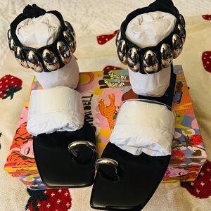 New  Jeffrey Campbell black Patent  Sandals